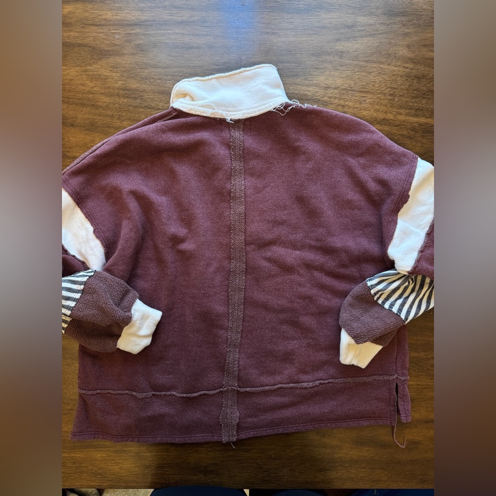 aerie and Bucket list boutique Crewneck & Henley Sweater sweatshirt bundle Lot - Picture 7 of 10